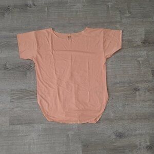 Uniqlo AIRism Seamless Boat Neck T-Shirt - Peach/Coral - XXS